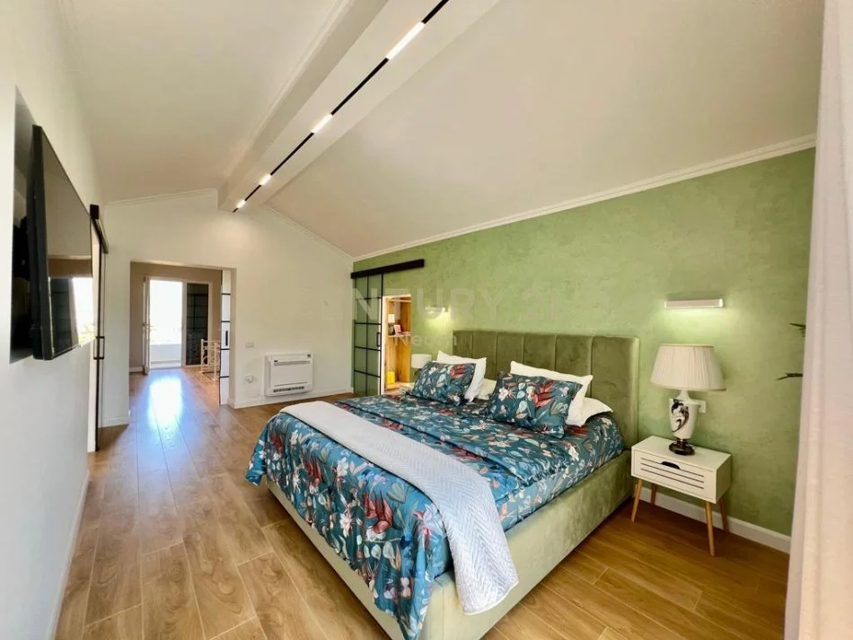 Tirane, shitet Vile 3 Katshe Kati 0, 1.400 m² 650.000 € (Neom124227)