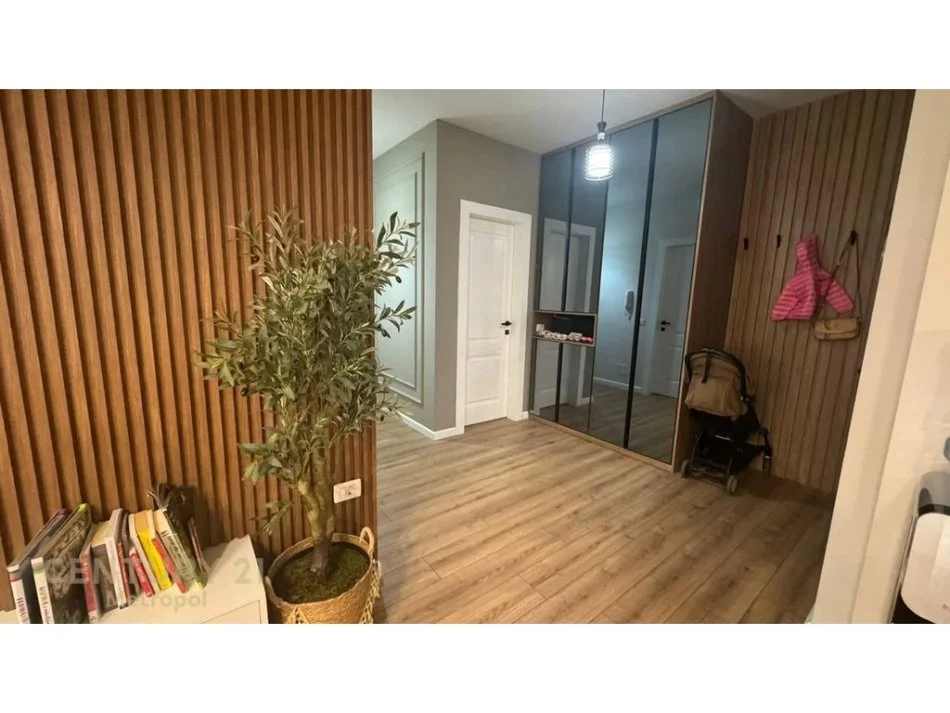 Tirane, jepet me qera apartament Kati 5, 82 m² 900 € (Rruga e Elbasanit)