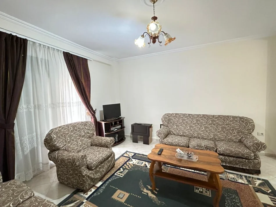 Tirane, jepet me qera apartament 2+1 Kati 2, 83 m² 900 € (Rr e Kavajes)