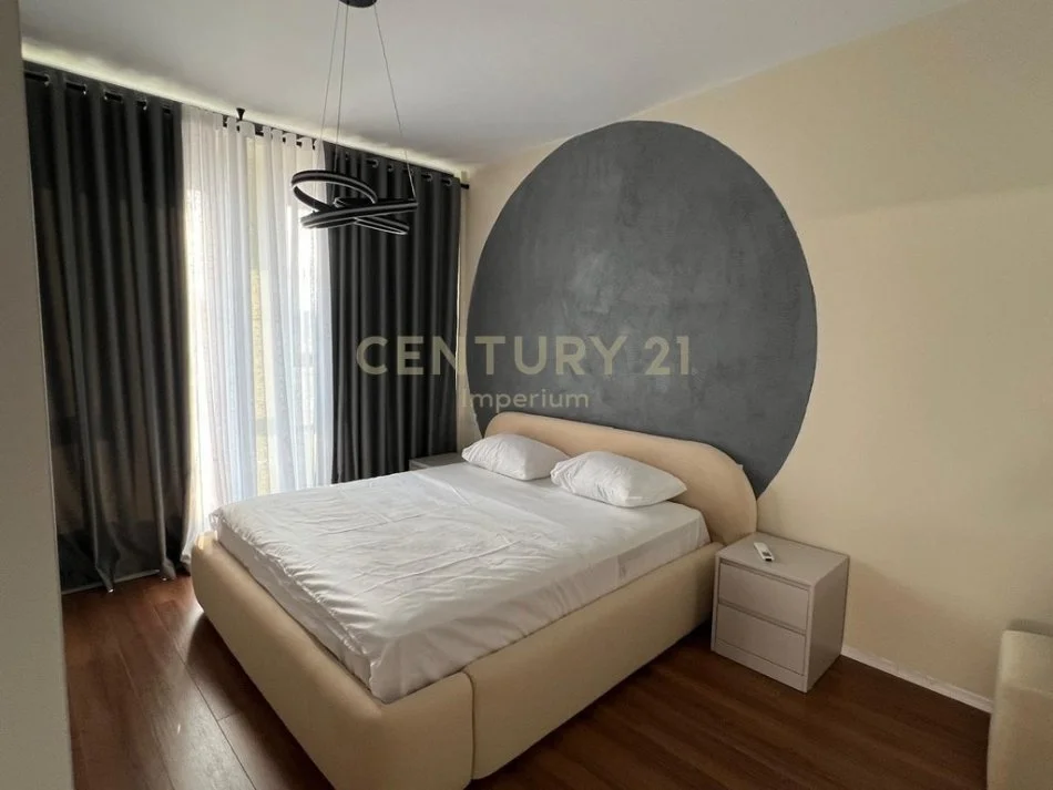 Tirane, jepet me qera apartament 2+1 Kati 4, 100 m² 1.000 € (RRUGA JORDAN MISJA)