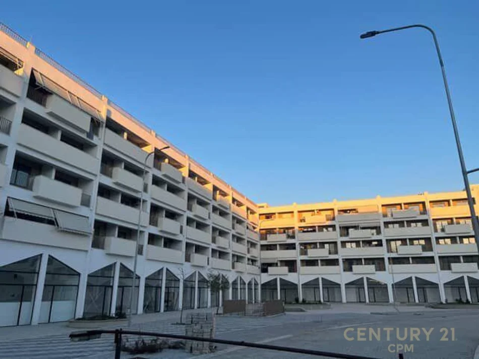 Tirane, jepet me qera apartament 1+1+Ballkon Kati 2, 62 m² 450 € (5 maj)