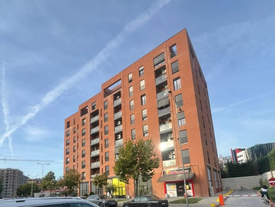 Tirane, shitet apartament Kati 5, 82 m² 160.000 € 