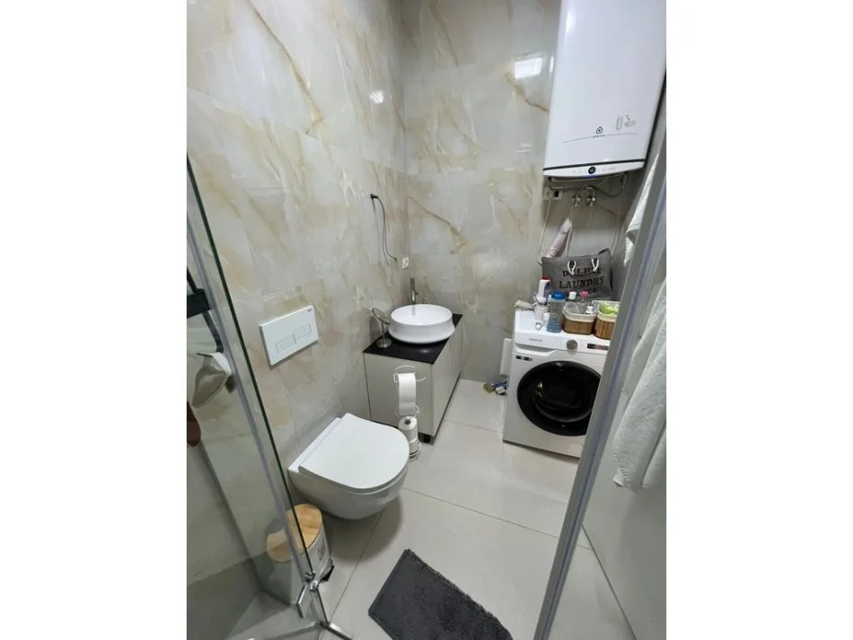Tirane, shitet apartament Kati 5, 82 m² 160.000 € 