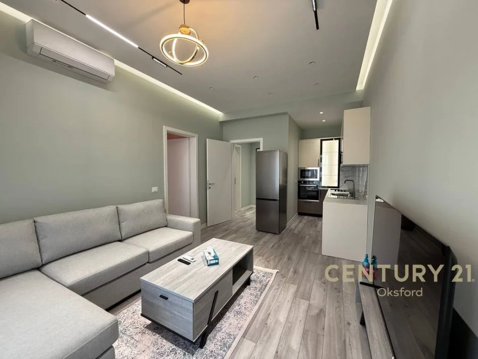 Tirane, jepet me qera apartament 1+1 Kati 2, 76 m² 800 € (Liqeni i thate)