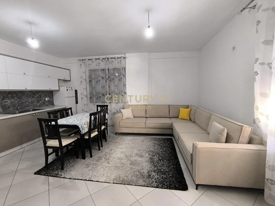 Tirane, jepet me qera apartament 3+1 Kati 3, 125 m² 650 € (rruga teodor keko)