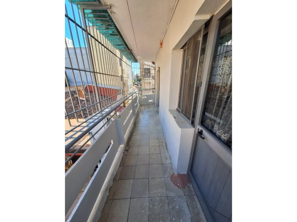 Tirane, jepet me qera apartament 2+1+Ballkon Kati 4, 550 € (21 dhjetori)