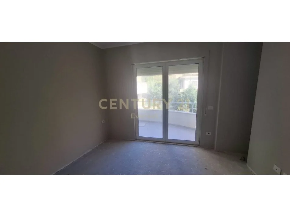 Tirane, shitet apartament 2+1 Kati 2, 97 m² 105.000 € (Linze)