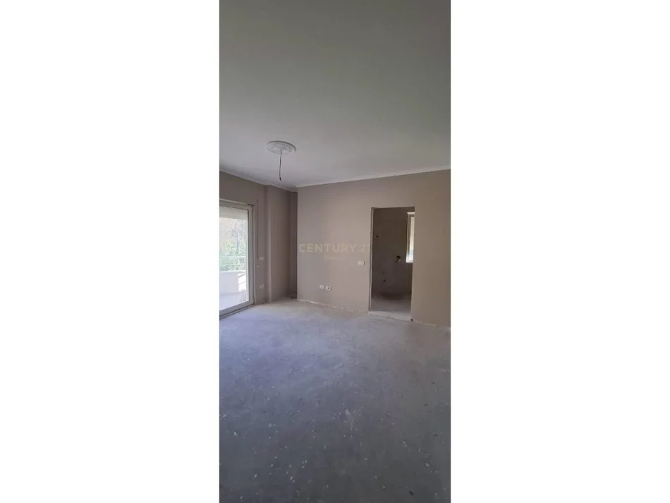 Tirane, shitet apartament 2+1 Kati 2, 97 m² 105.000 € (Linze)