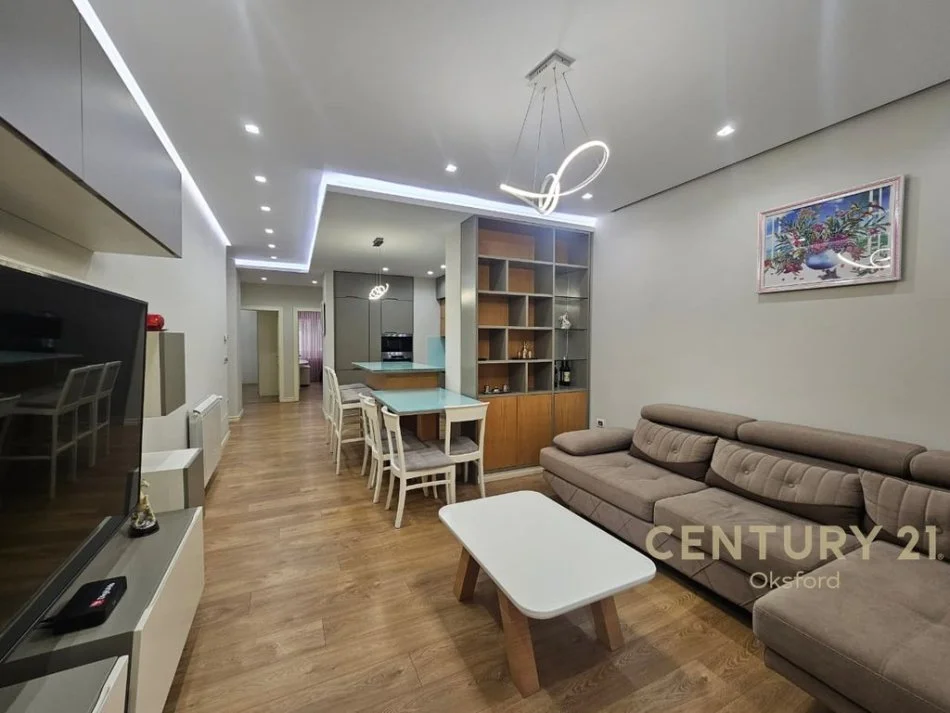 Tirane, shitet apartament 2+1 Kati 3, 102 m² 170.000 € (Rruga Abaz Dojaka)