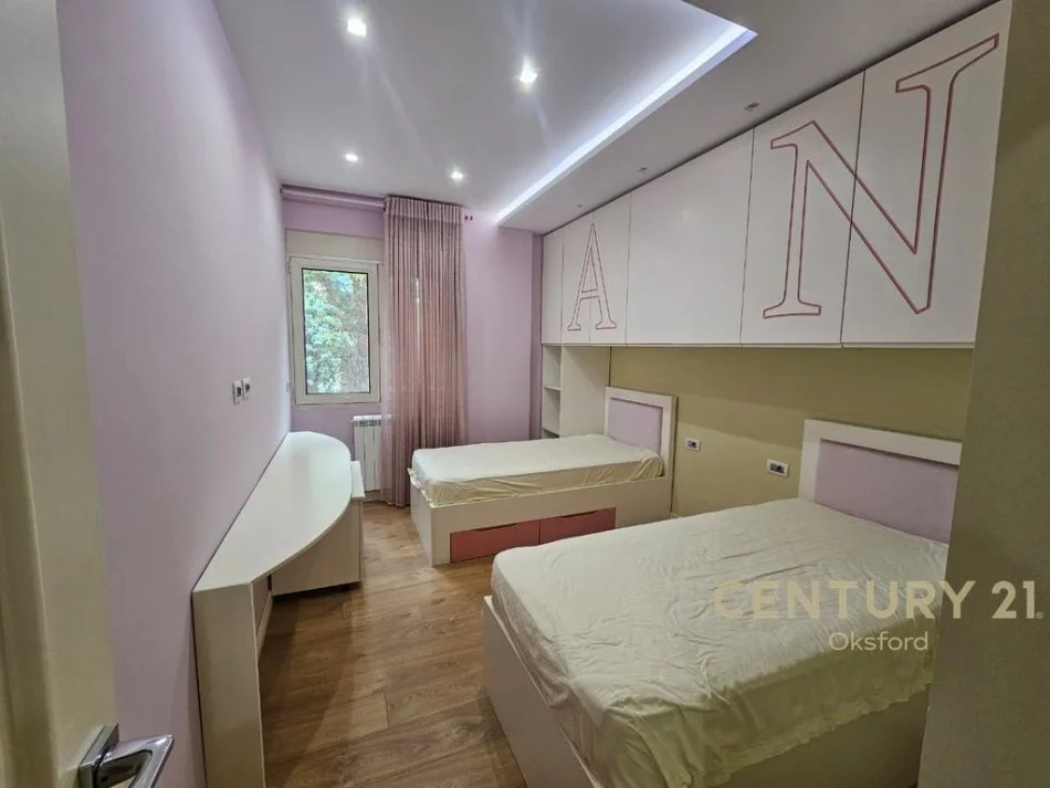 Tirane, shitet apartament 2+1 Kati 3, 102 m² 170.000 € (Rruga Abaz Dojaka)