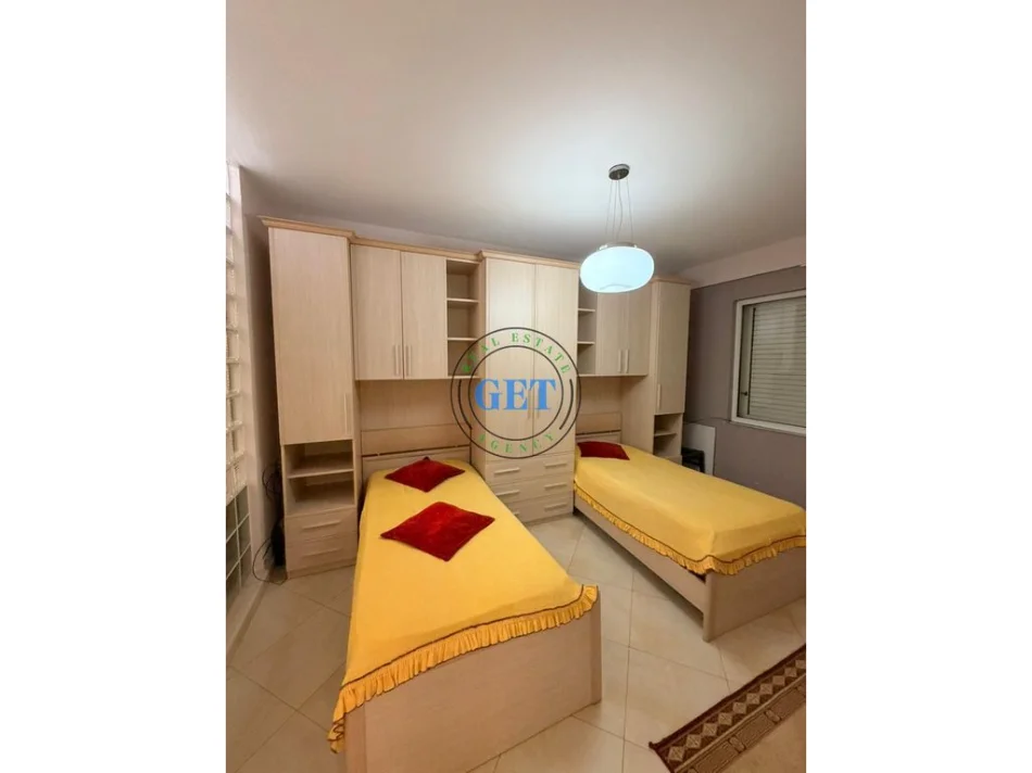 Durres, jepet me qera apartament 2+1 Kati 6, 90 m² 500 € 