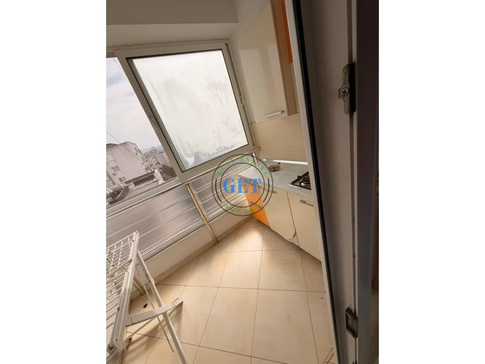 Durres, jepet me qera apartament 2+1+Ballkon Kati 5, 90 m² 500 € 