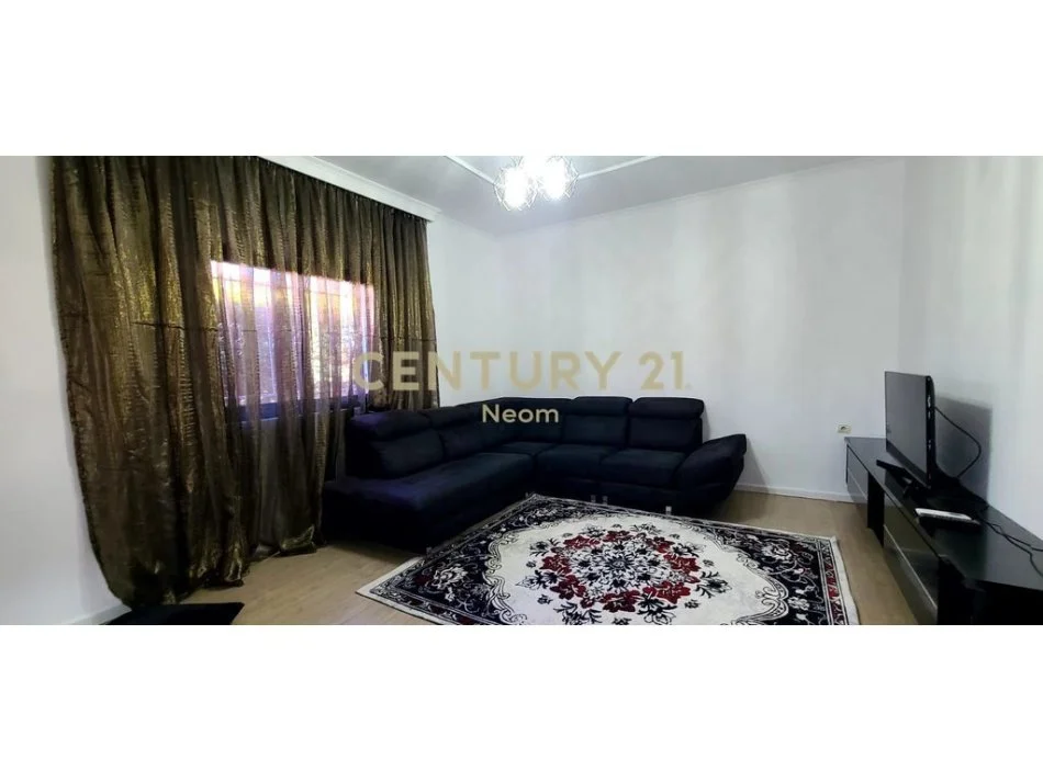 Tirane, jepet me qera shtepi 2 Katshe Kati 0, 227 m² 650 € (Neom125081)