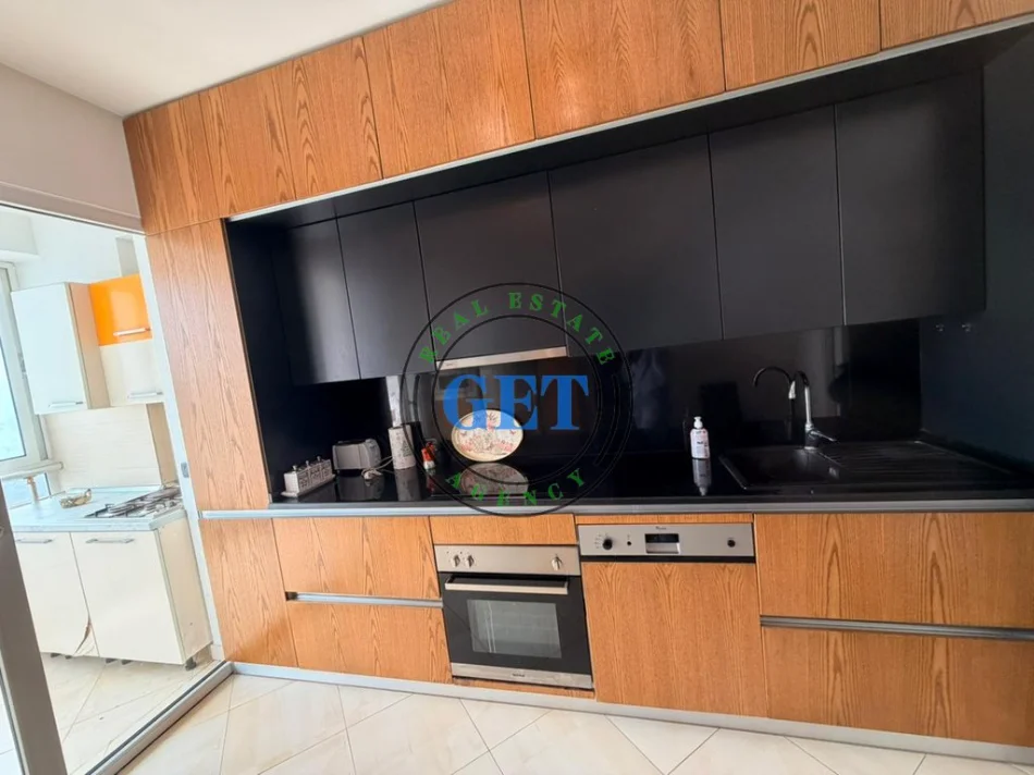 Durres, jepet me qera apartament 2+1 Kati 6, 90 m² 500 € 