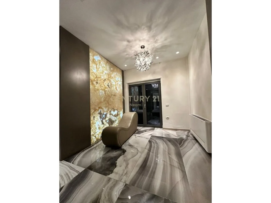 Tirane, jepet me qera apartament 1+1+Aneks+Ballkon Kati 7, 85 m² 1.400 € (Neom125389)