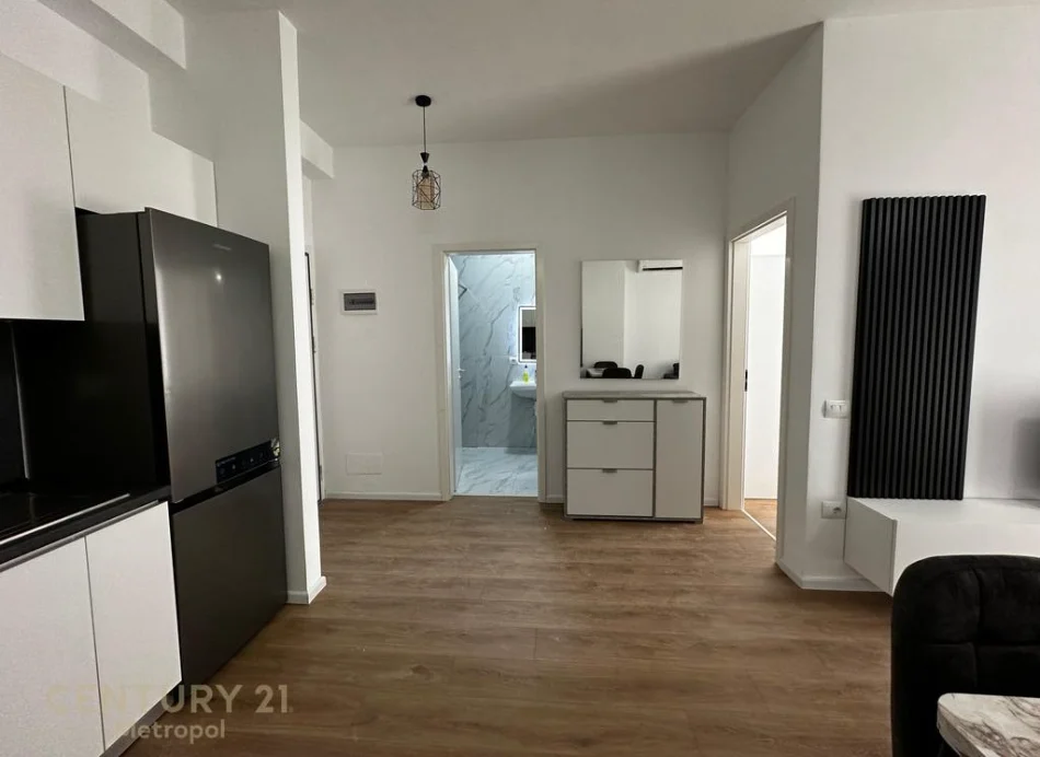 Tirane, shitet apartament 1+1 Kati 4, 60 m² 110.000 € 