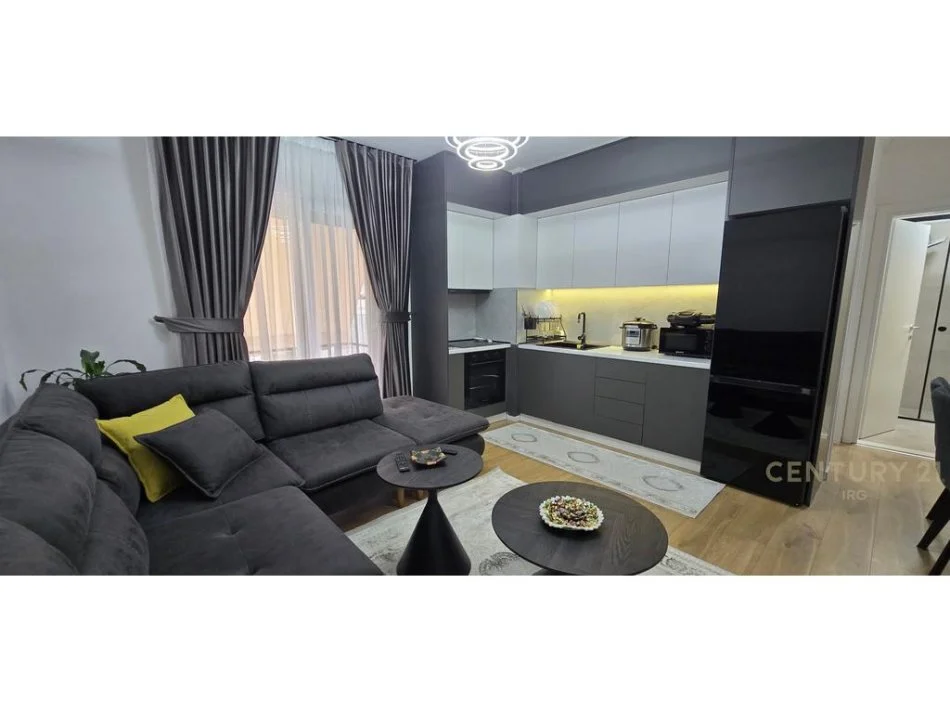 Tirane, shitet apartament 1+1 Kati 3, 49 m² 120.000 €