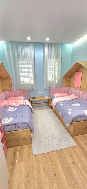 Tirane, shitet apartament 2+1+Aneks+Ballkon , 142 m² 313.000 € 