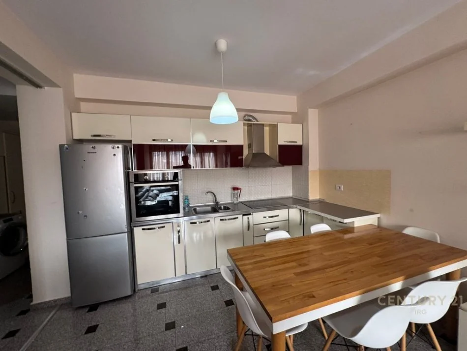 Tirane, shitet apartament Kati 4, 78 m² 165.000 € 