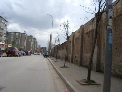 Tirane, shitet apartament 2+1 Kati 2, 76 m² 140.000 €