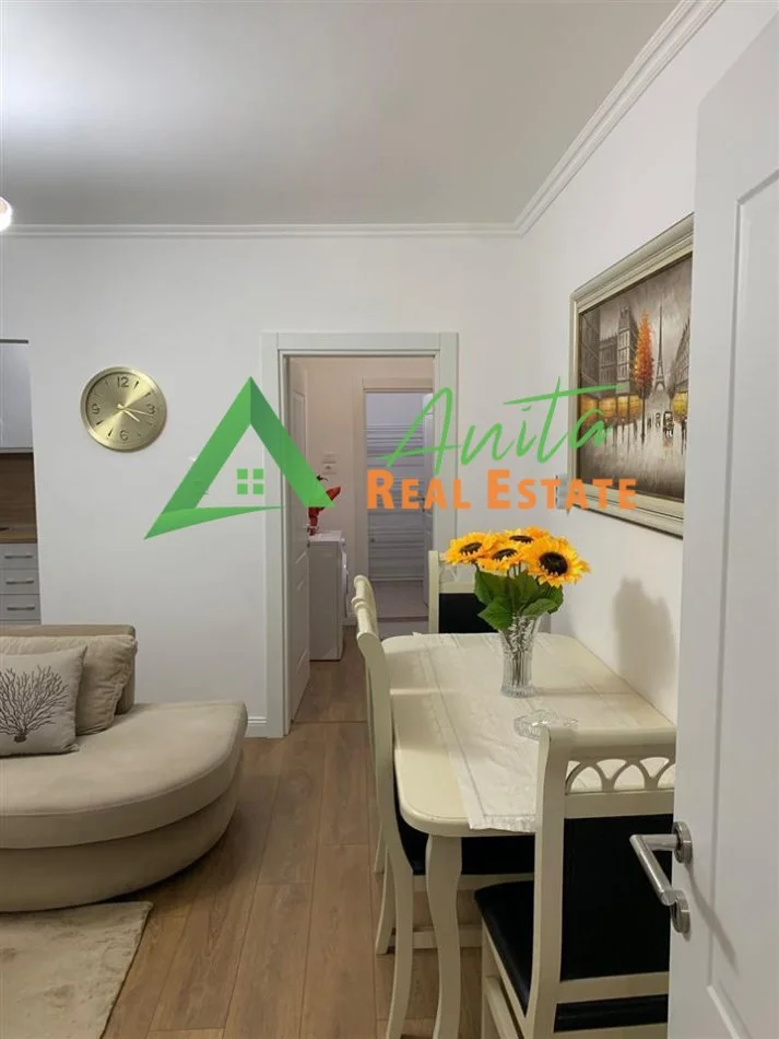 Tirane, jepet me qera apartament 3+1+Ballkon Kati 3, 81 m² 700 € (Rruga Dervish Hekali)