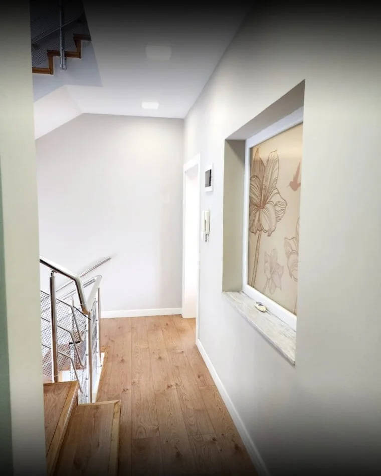 Tirane, jepet me qera Vile 3+1 Kati 3, 300 m² 1.500 € (SELITE)