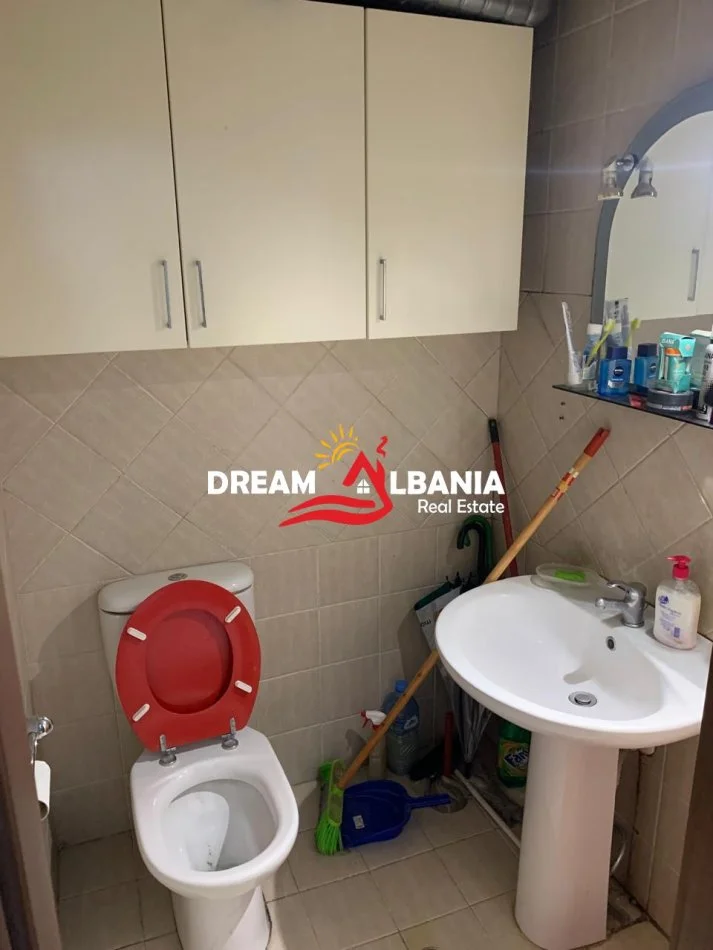 Tirane, shitet apartament 3+1+Ballkon Kati 3, 139 m² 330.000 € (Rruga e Elbasanit)