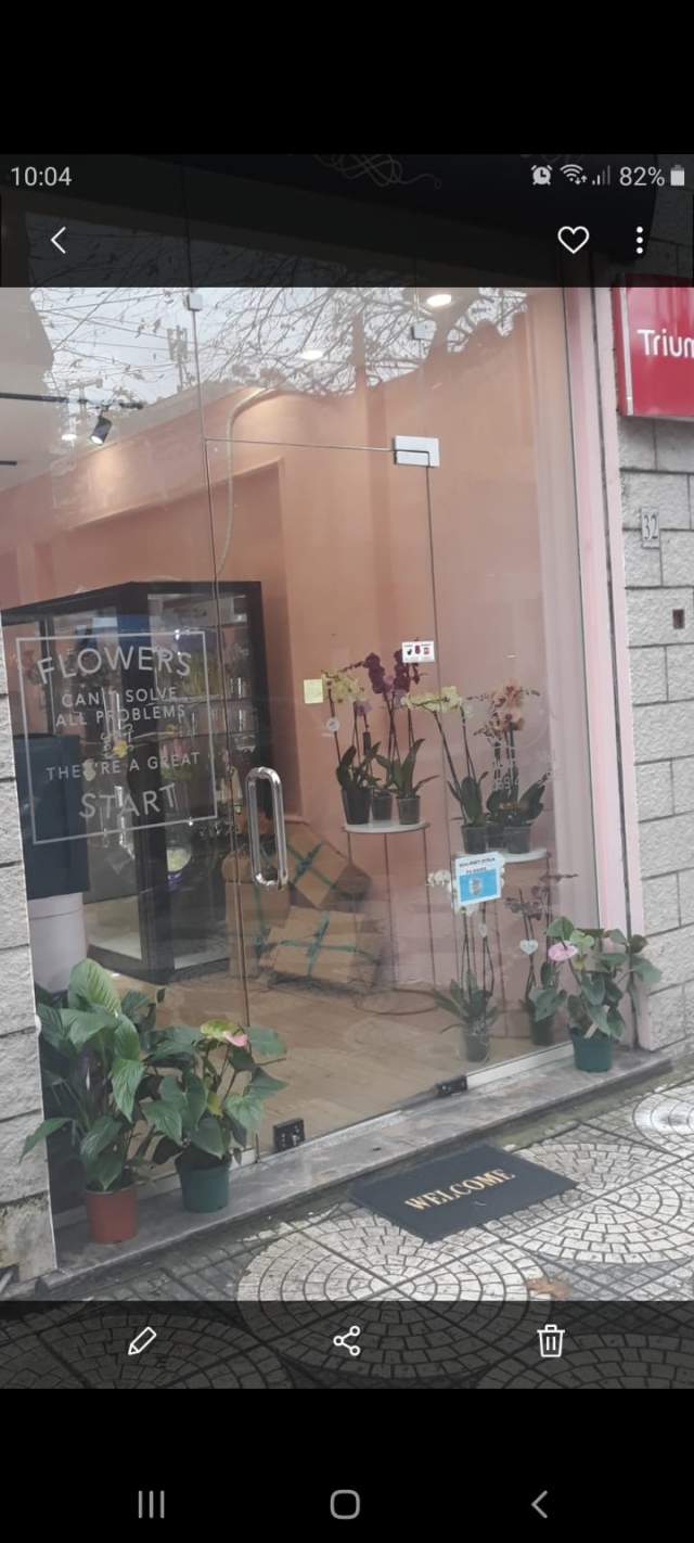 Tirane, shitet dyqan Kati 0, 32 m² 270.000 Euro