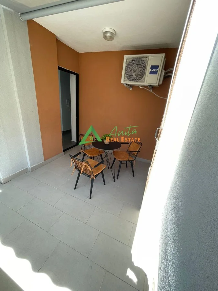 Tirane, jepet me qera apartament 1+1+Ballkon Kati 2, 60 m² 700 € (21 Dhjetori)