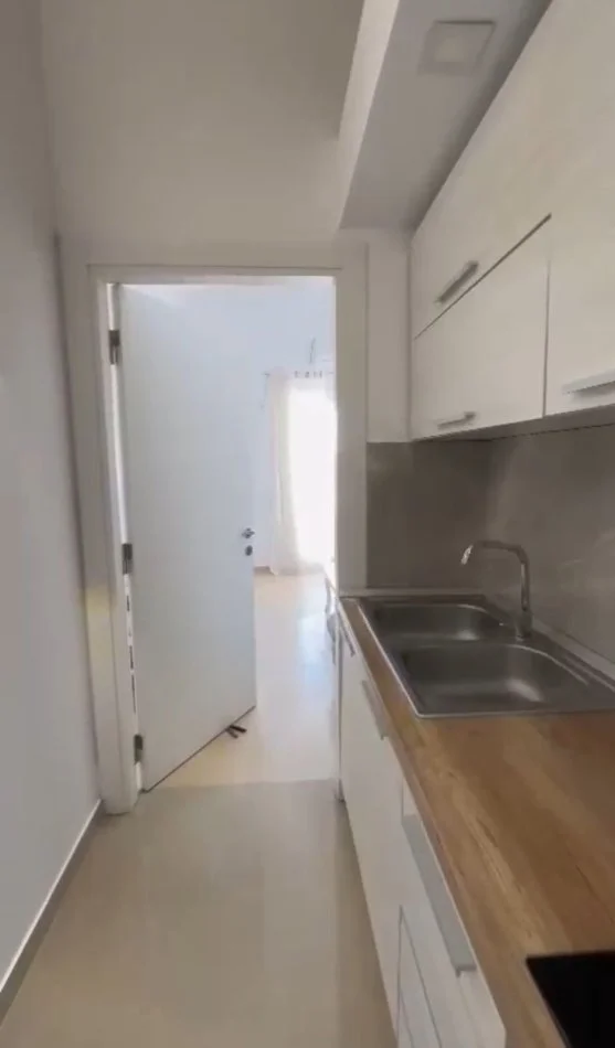 Tirane, jepet me qera apartament 2+1+Ballkon Kati 6, 80 m² 500 € (Kodra e diellit , prane market cok)