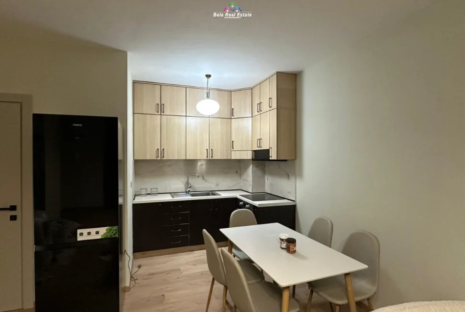 Tirane, jepet me qera apartament 2+1 Kati 6, 105 m² 580 € (mikel maruli)