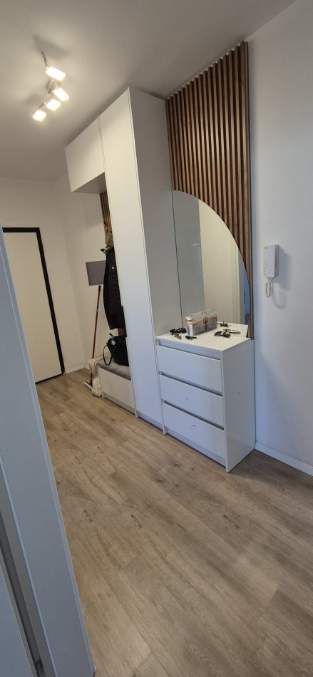 Univers City, Apartament me qera, 2+1, me ballkon dhe parkim