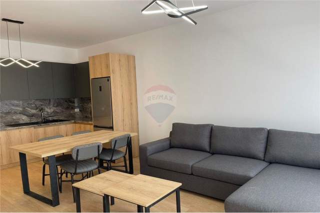 Tirane, jepet me qera apartament 2+1+BLK Kati 4, 101 m² 450 Euro (rruga dibres)