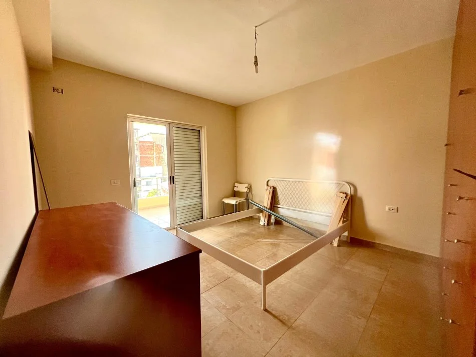 LAPRAKE, Tirane, shitet Vile , 342 m² 490.000 €