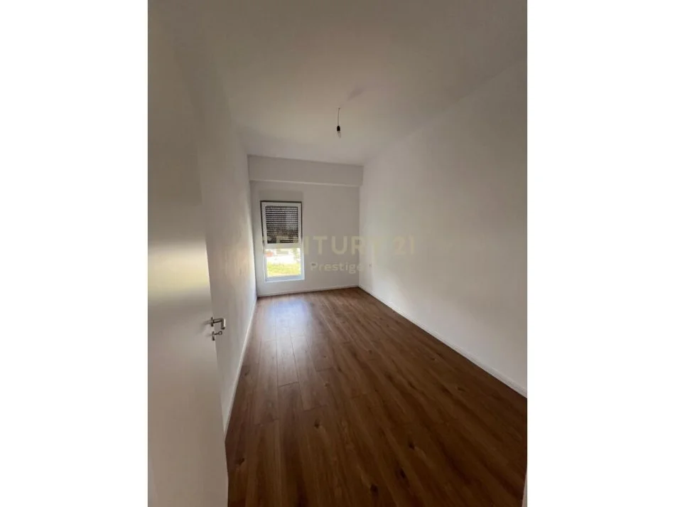 Tirane, shitet 2+1+Ballkon , 131.000 € 