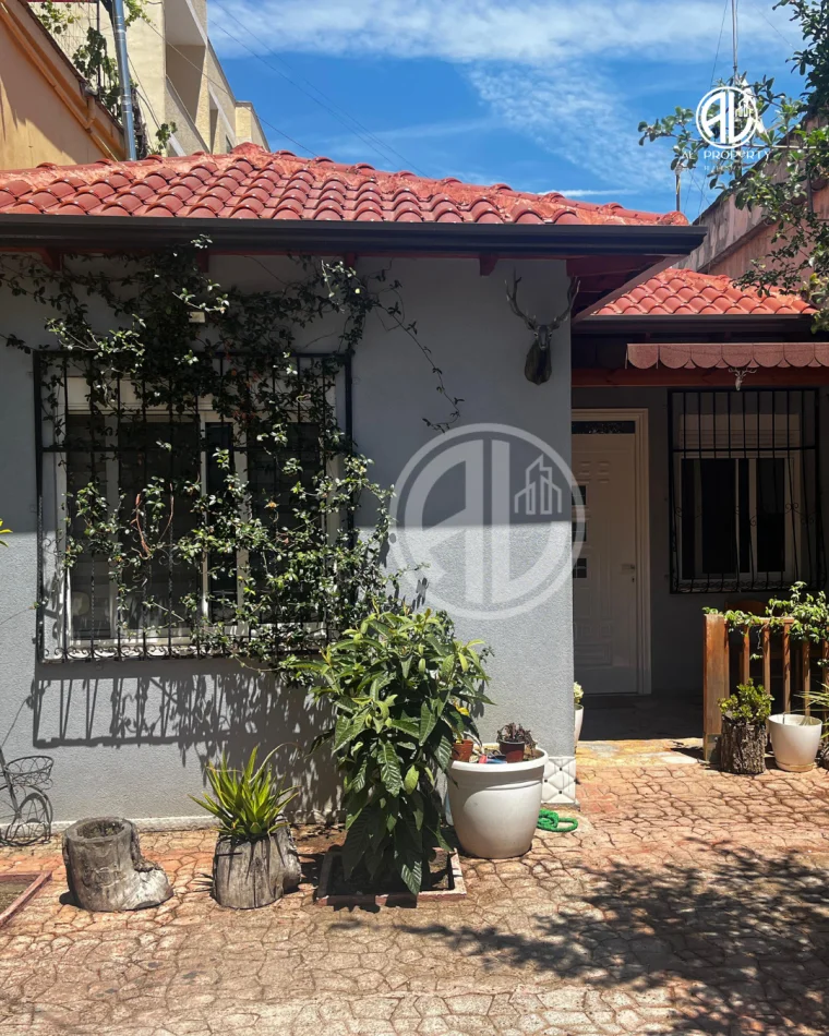 Durres, jepet me qera 1 Katshe , 500 € 