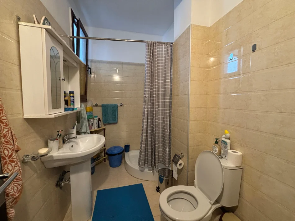 Vlore, shitet apartament 3+1+Ballkon Kati 7, 140 m² 15.000.000 € (Rruga e Re, Vlore)