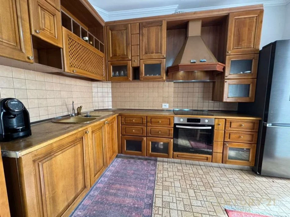 Tirane, shitet apartament Kati 5, 78 m² 147.000 € 