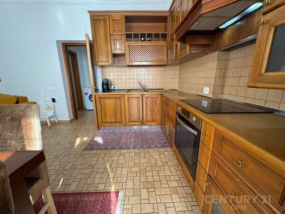 Tirane, shitet apartament Kati 5, 78 m² 147.000 € 