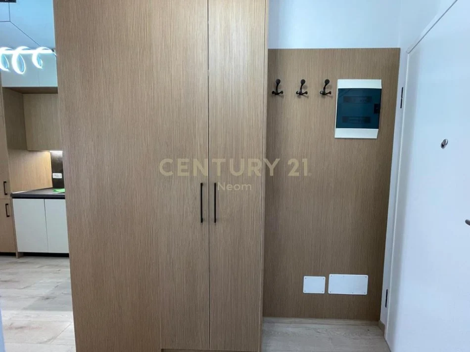 Tirane, jap me qera apartament 1+1 Kati 1, 62 m² 700 € 