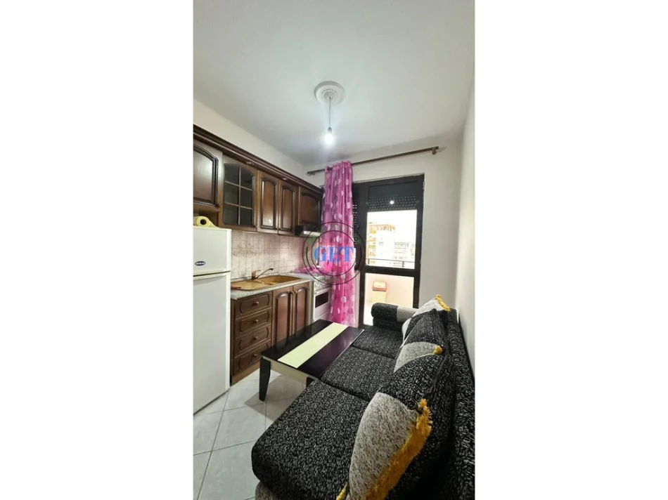 Durres, jepet me qera apartament 1+1 Kati 7, 59 m² 280 € (Plazh,)