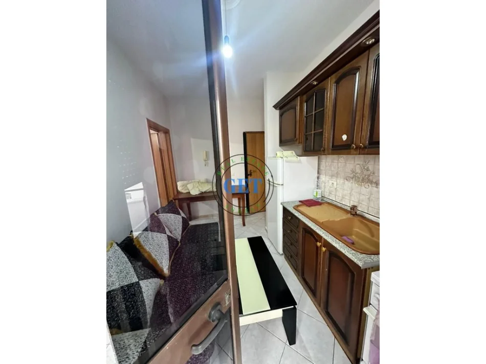Durres, jepet me qera apartament 1+1 Kati 7, 59 m² 280 € (Plazh,)