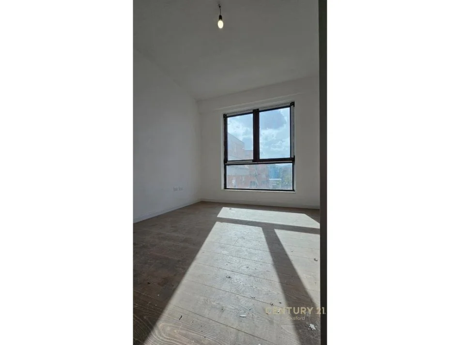 APARTAMENT 2+1+GARAZH, ME QIRA TEK MYSLYM SHYRI