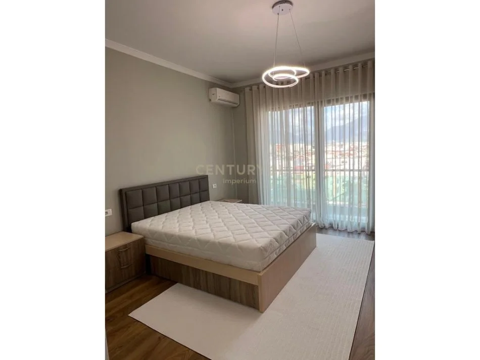 Tirane, shitet apartament 2+1+Ballkon Kati 4, 90 m² 143.000 € (misto mane)
