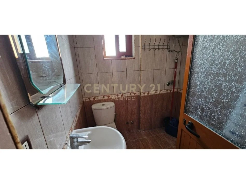 Durres, shitet apartament 1+1 Kati 1, 60 m² 60.000 € (në zonën e Golemit)