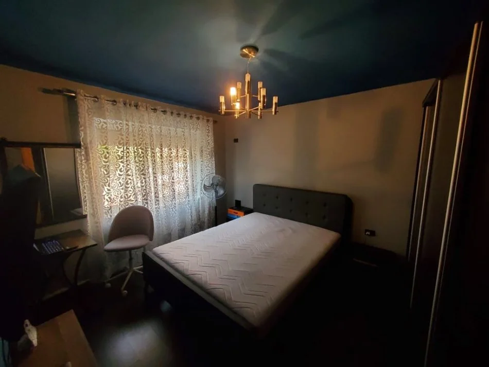 Tirane, shitet apartament 3+1+Aneks+Ballkon Kati 2, 110 m² 230.000 €