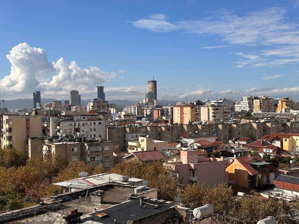 Tirane, jepet me qera apartament 1+1 Kati 7, 51 m² 550 € 