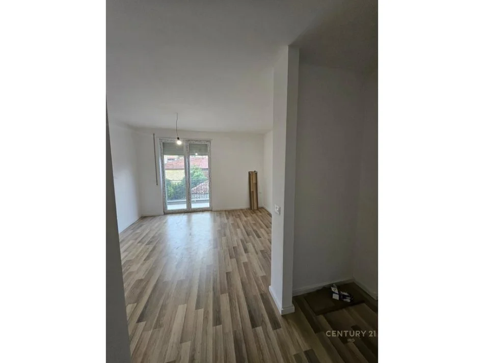 Tirane, shitet apartament 1+1 Kati 1, 44 m² 95.000 € (Ali Demi)