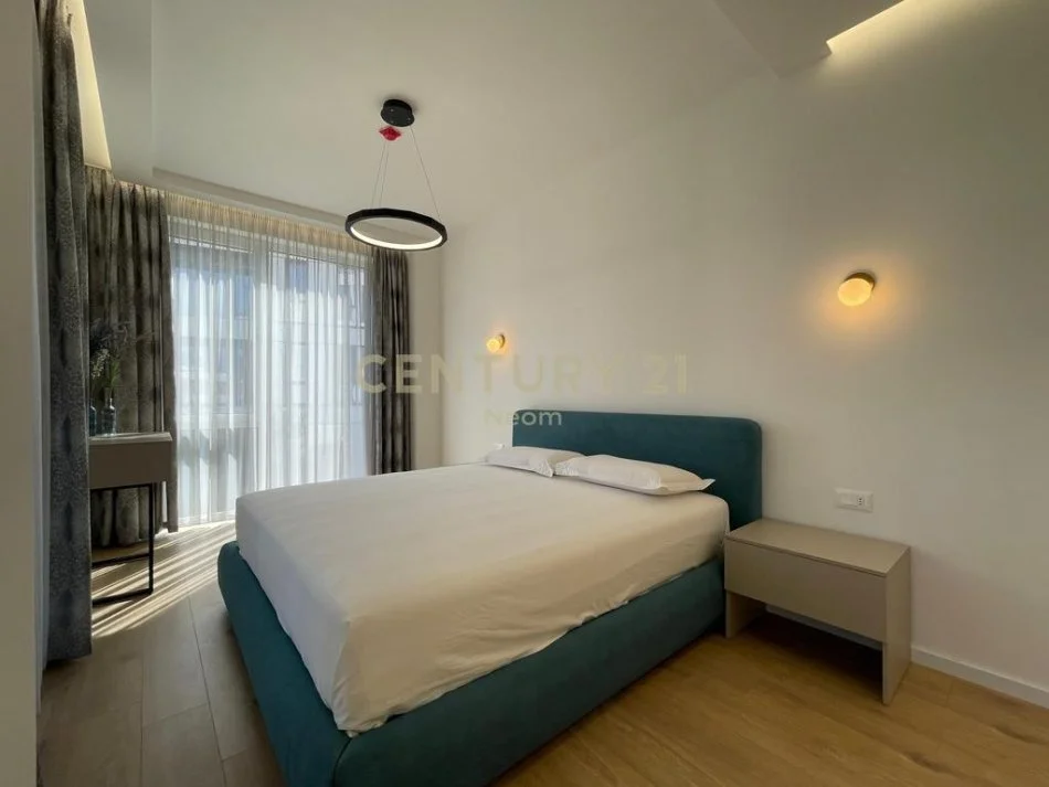 Tirane, jepet me qera apartament Dublex Kati 0, 193 m² 2.300 € (Neom126563)