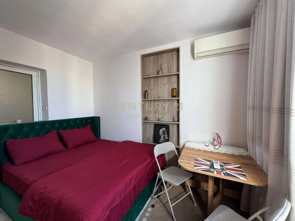 Tirane, jepet me qera apartament 1+1 Kati 6, 43 m² 500 € 